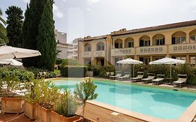 Villa Rosella Resort