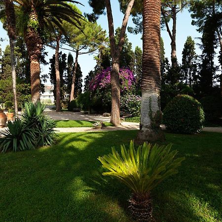 Villa Rosella Resort Roseto Degli Abruzzi Esterno foto