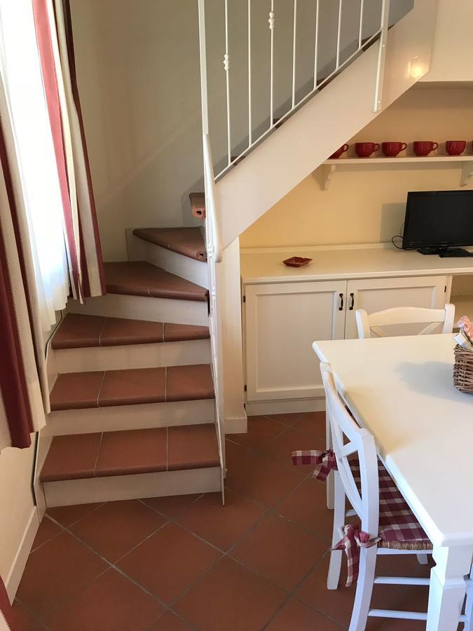 Villa Rosella Resort Roseto Degli Abruzzi Esterno foto